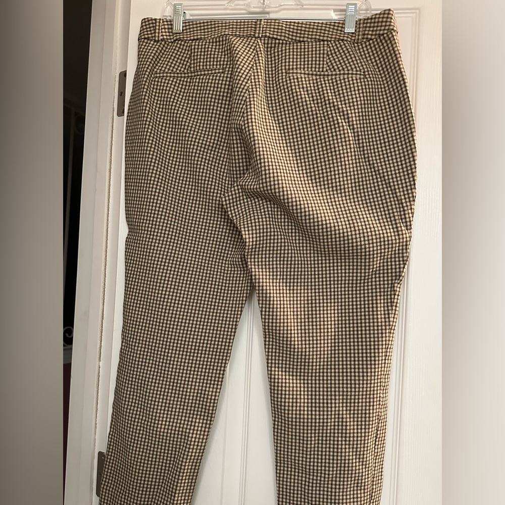 Banana Republic Factory Sloan curvy fit pants - Picture 2 of 9